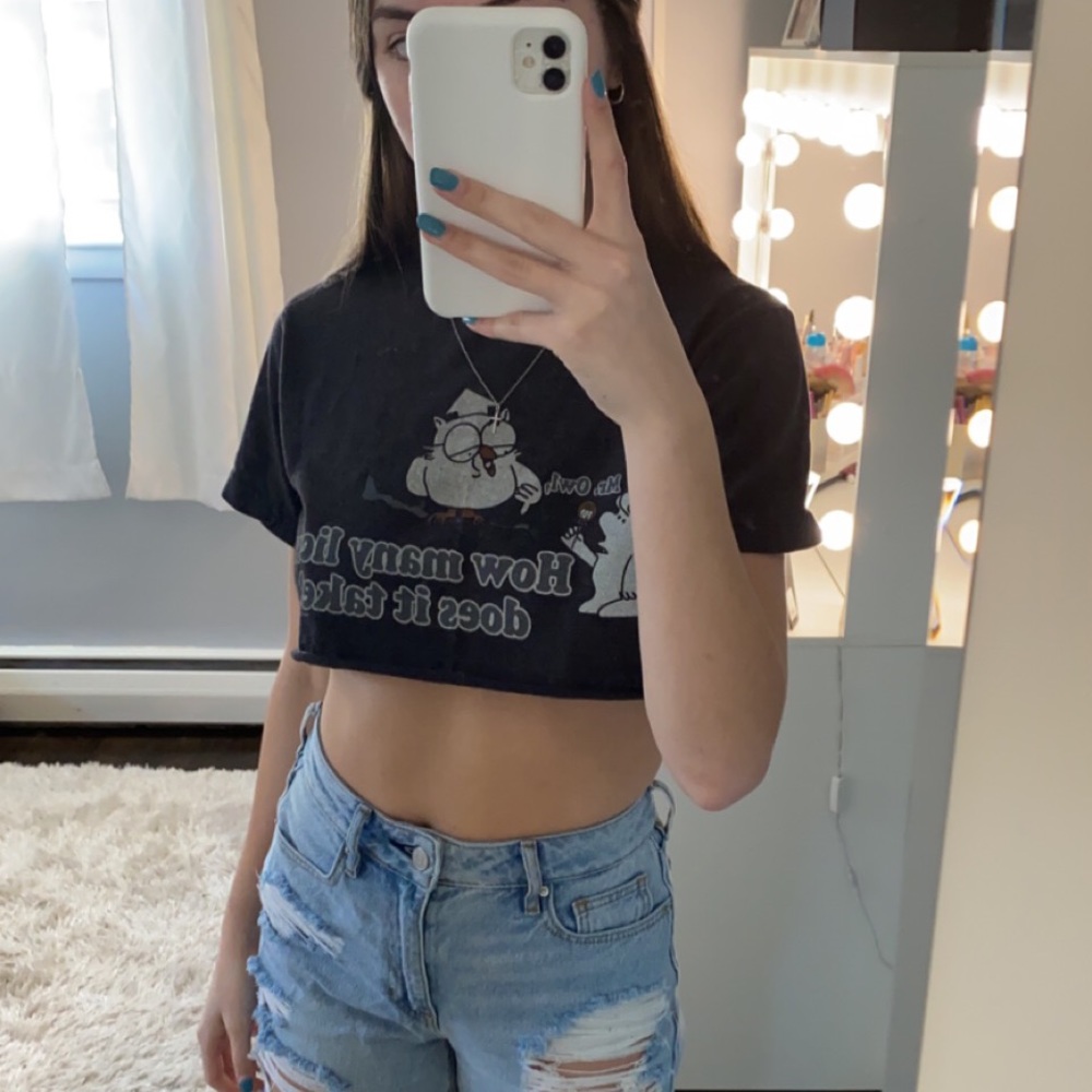 Cropped Short Sleeve - Picture 4 of 4